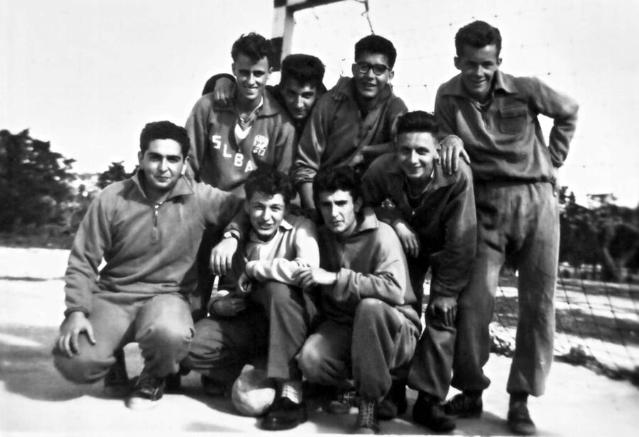 JUNIORS 1953-1954